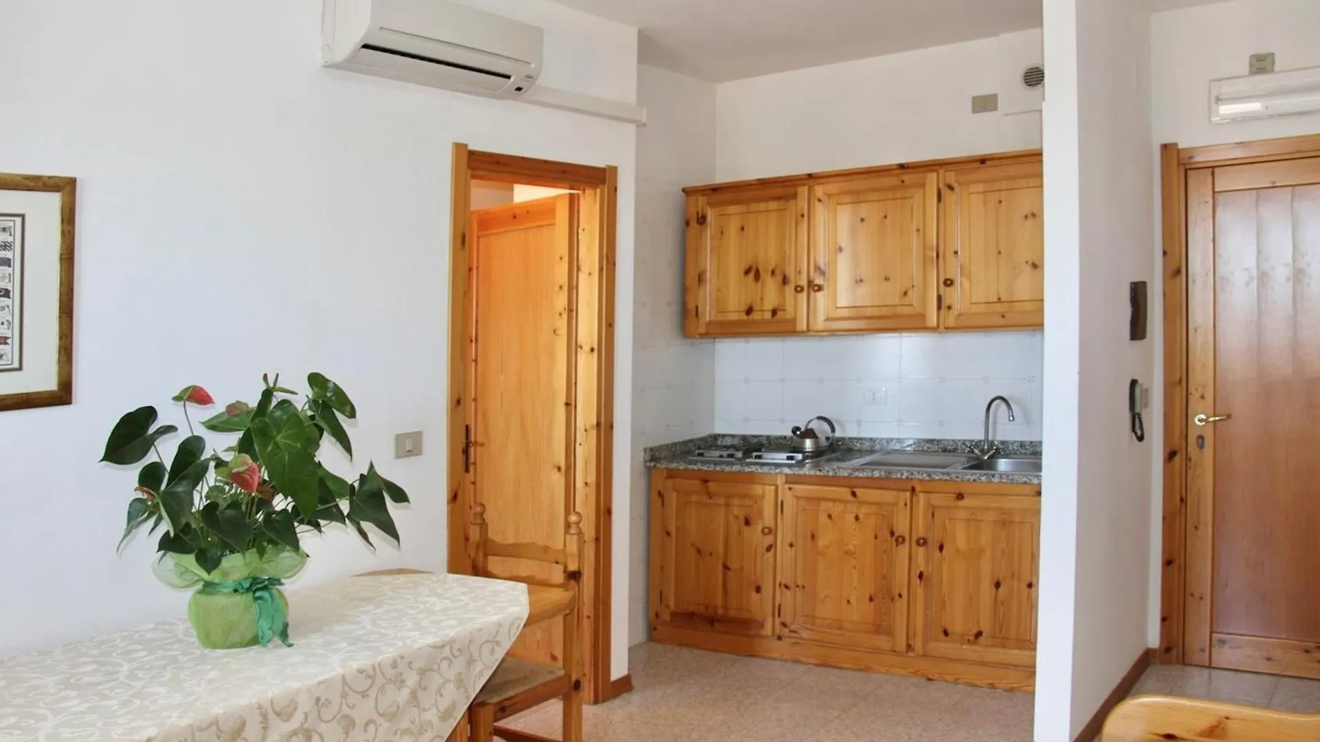 Residence With Swimming-Pool In Alghero Just 150 Mt From The Beach Aparthotel
